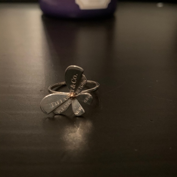 Tiffany Butterfly Ring in Sterling Silver and 18k - Picture 2 of 3